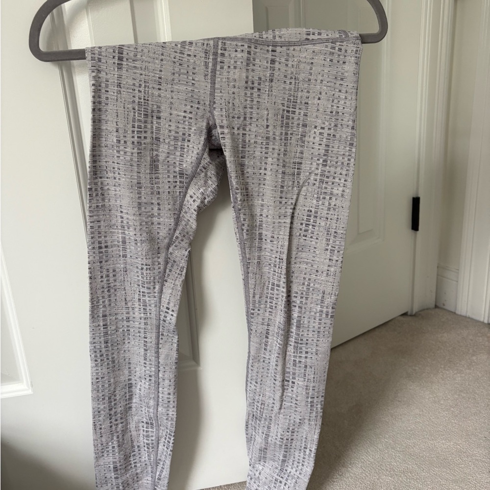 Lululemon Gray Patterned Leggings
